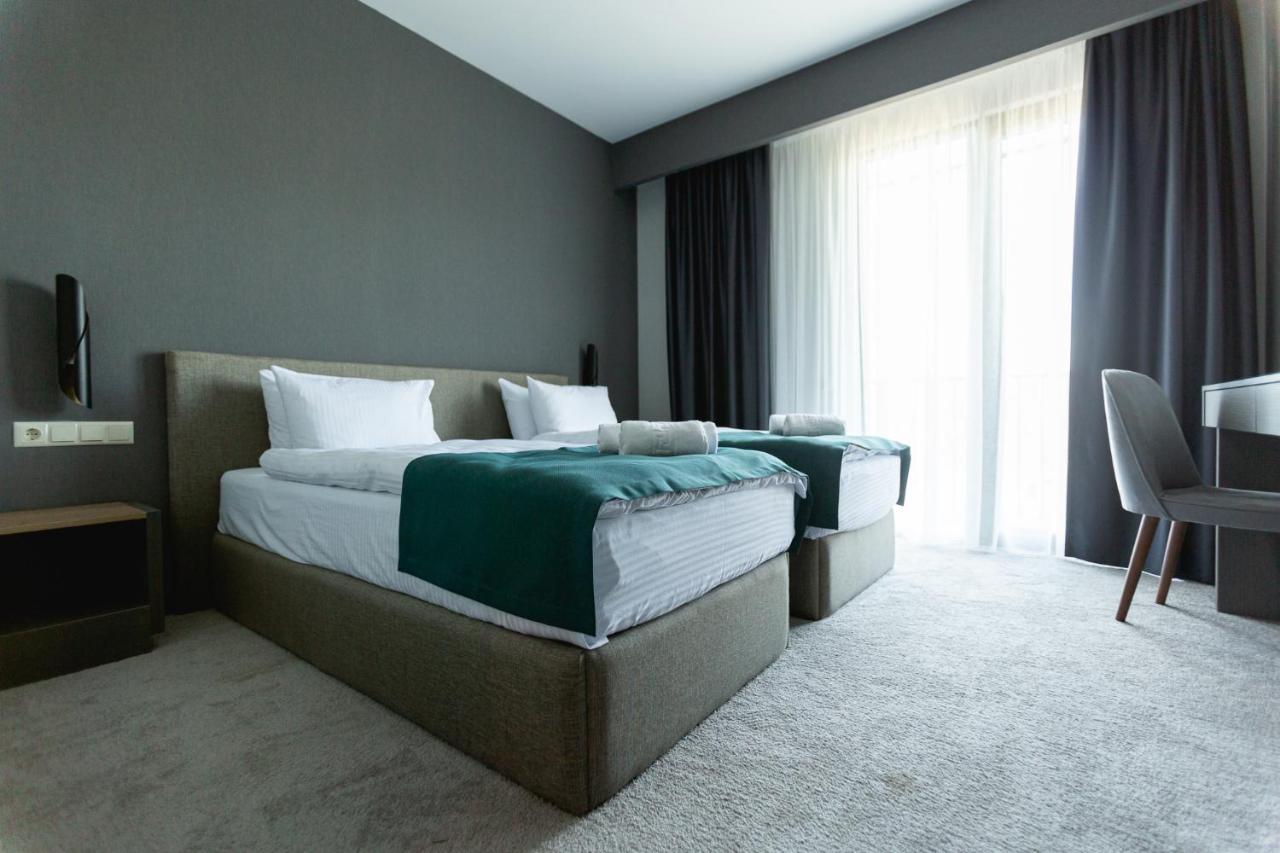 West Inn Georgia クタイシ エクステリア 写真