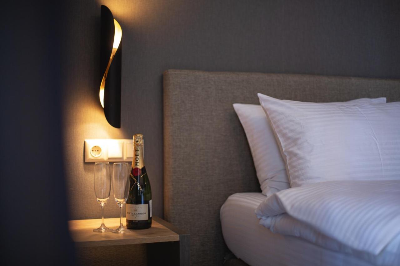 West Inn Georgia クタイシ エクステリア 写真