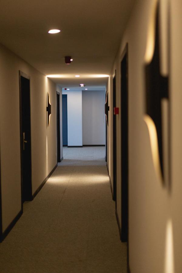 West Inn Georgia クタイシ エクステリア 写真