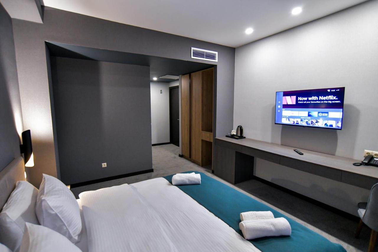 West Inn Georgia クタイシ エクステリア 写真