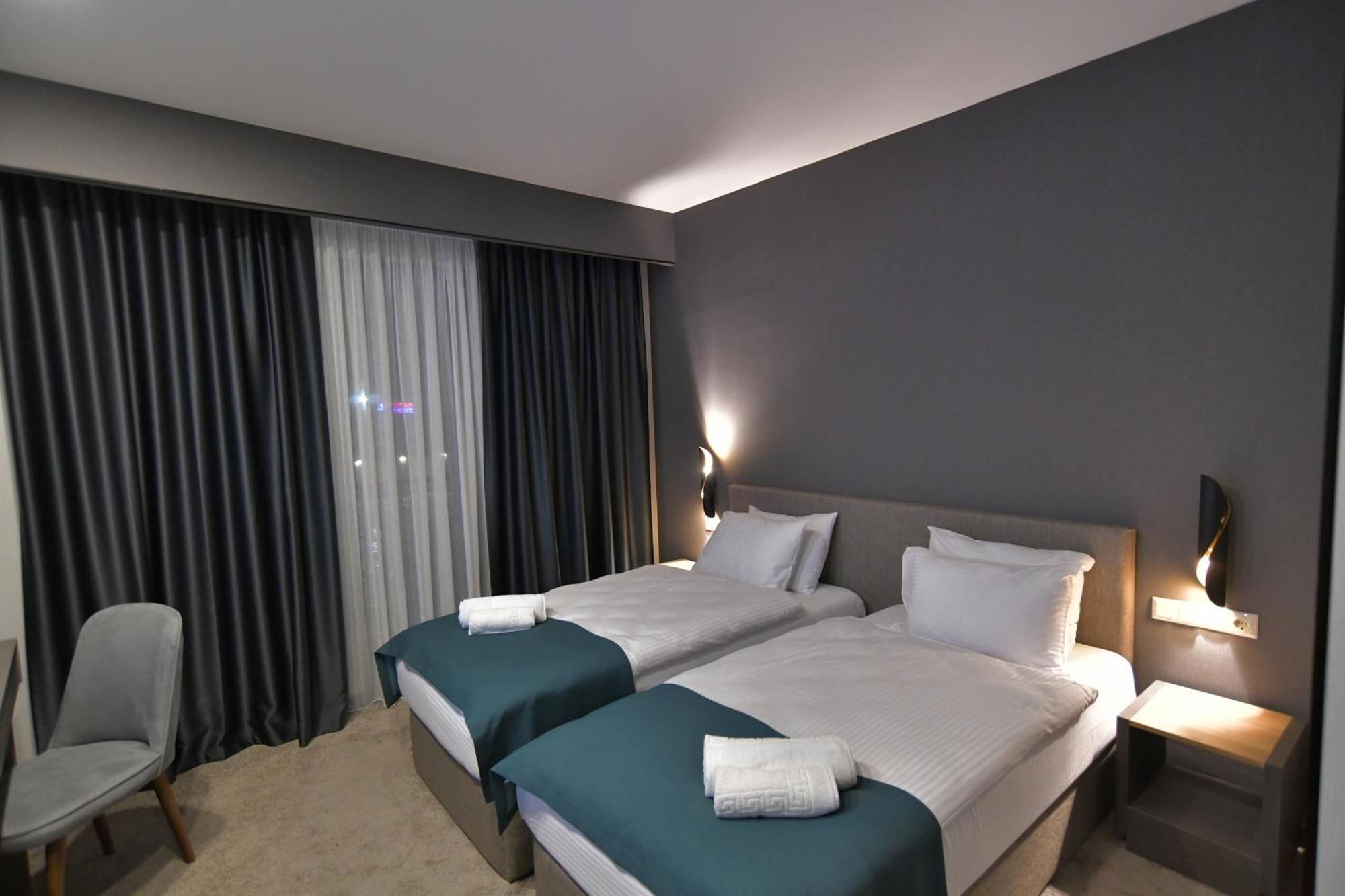 West Inn Georgia クタイシ エクステリア 写真